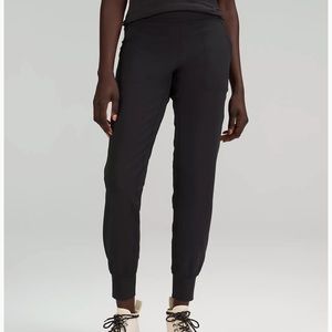 Lululemon align black joggers size 6 high rise full length